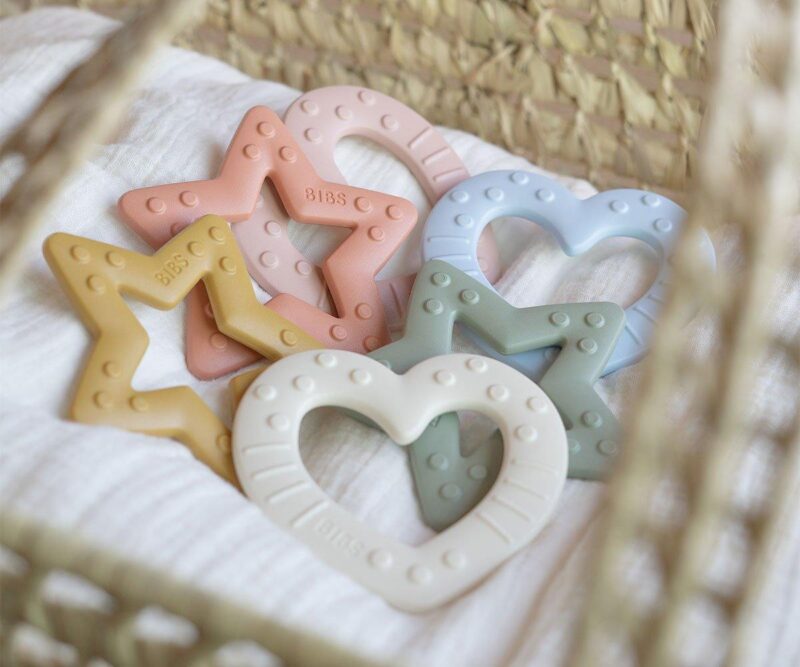 Jucărie dentiție BIBS inimioară ivory - imagine 2