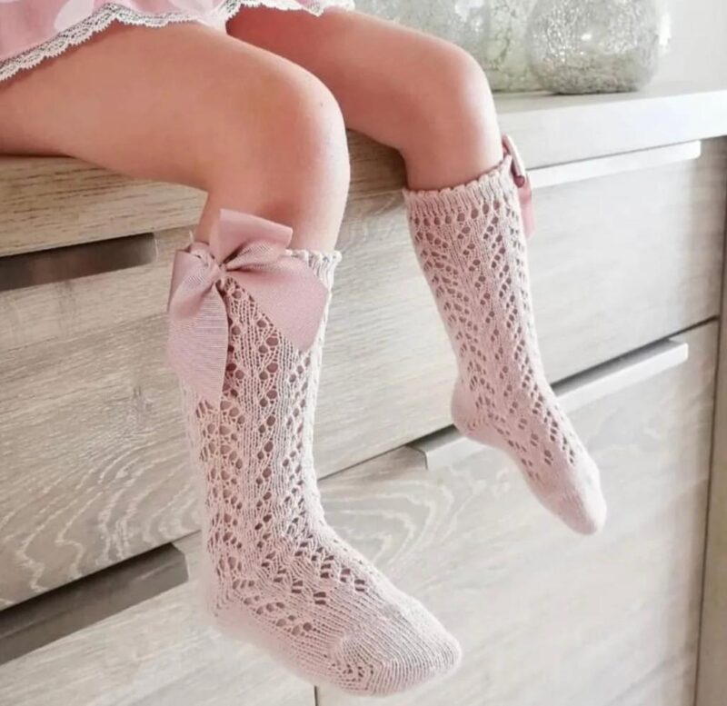 Șosete plămâniu din tricot cu fundiță Condor (lungi)