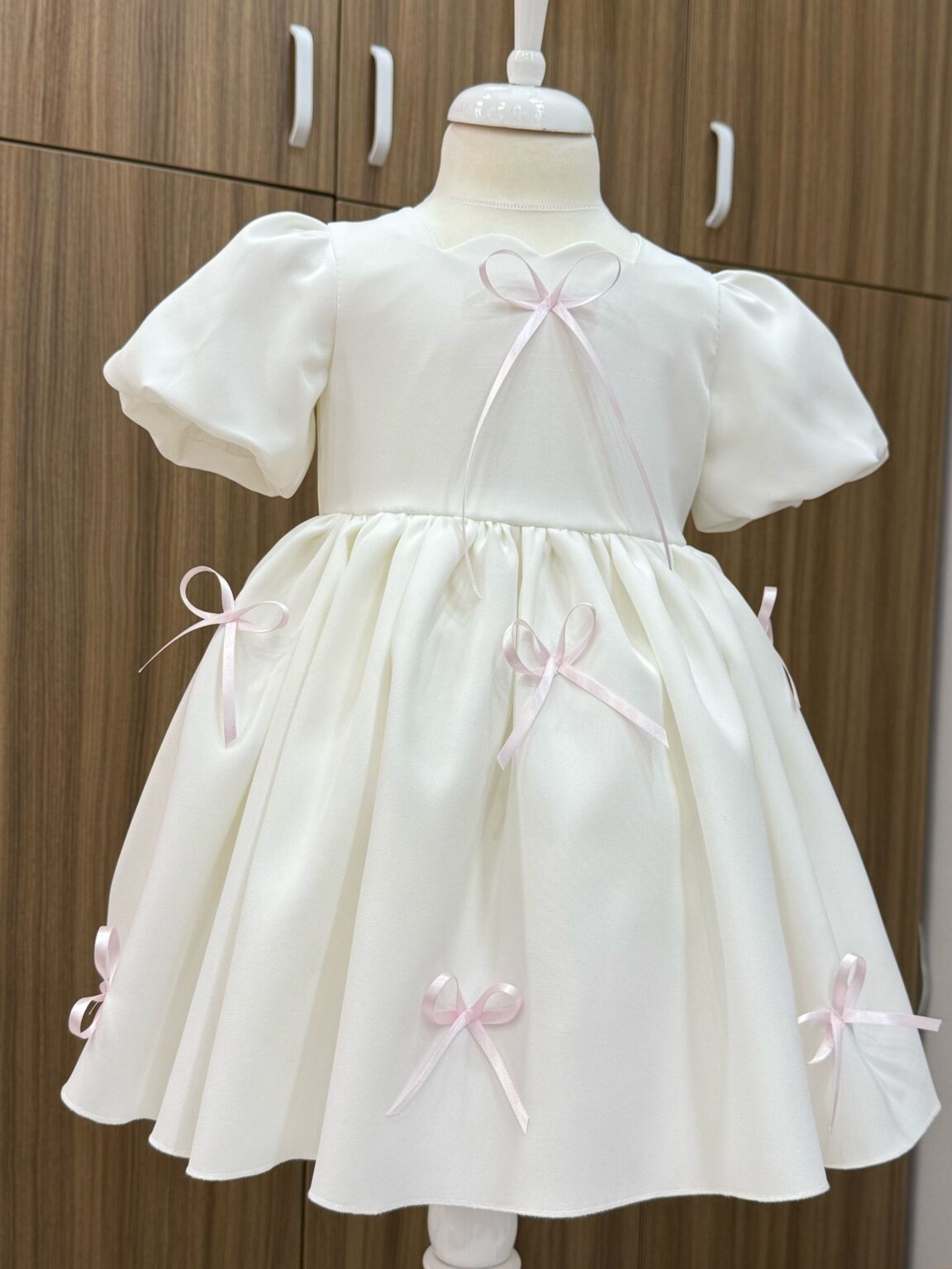 Rochita Adania White fundite, Little Rose